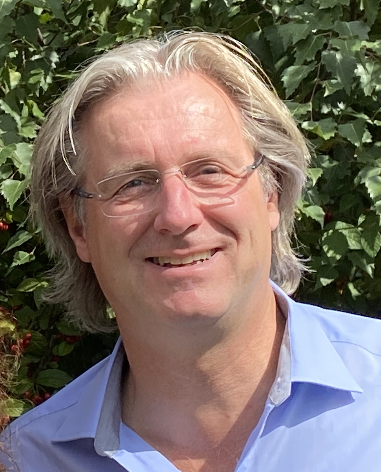 Prävention mit Fußreflexzonen Massagen nach Friedrich Butzbach sowie Handreflexzonen Massagen und Autogenes Training im Institut für Wellness in Business und Life